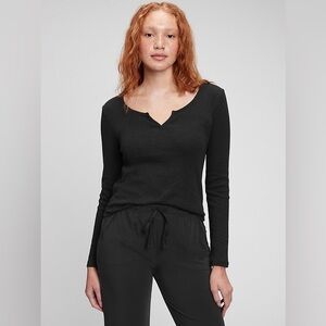 GAP body (sz S) Ribbed Basic Casual Lounging Splitneck Long Sleeve T-Shirt